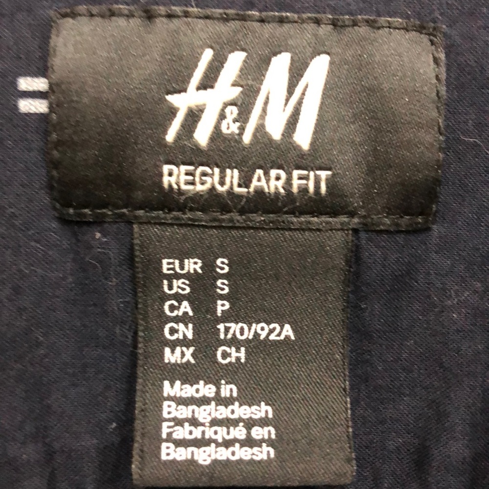 H&M Mens Button-up - Picture 3 of 3